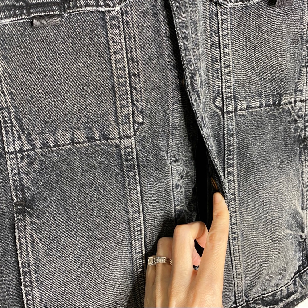 NWOT Men’s Hudson Distressed Denim Jean Jacket - Picture 5 of 9